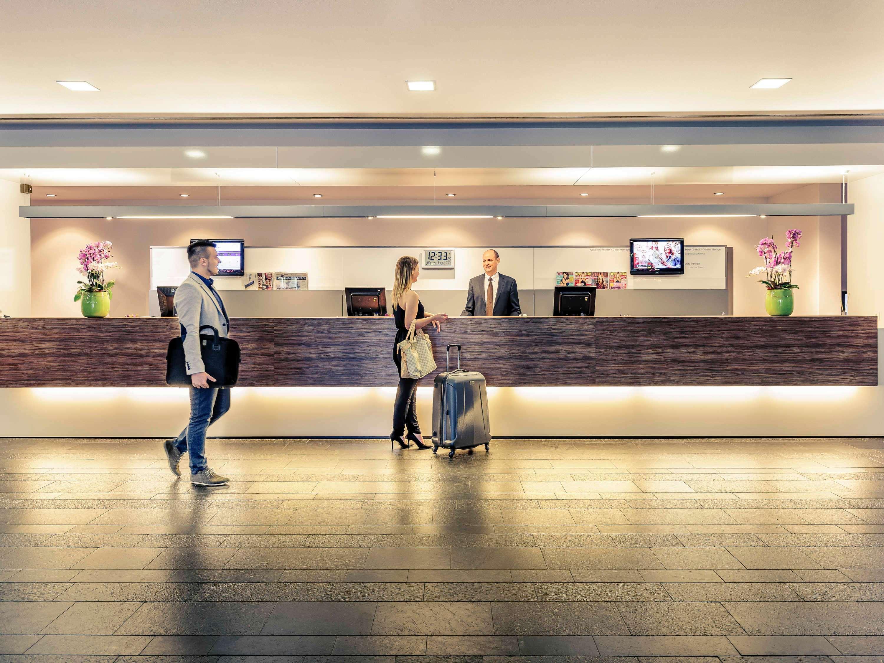 Mercure Hotel Muenchen Sued Messe Bagian luar foto