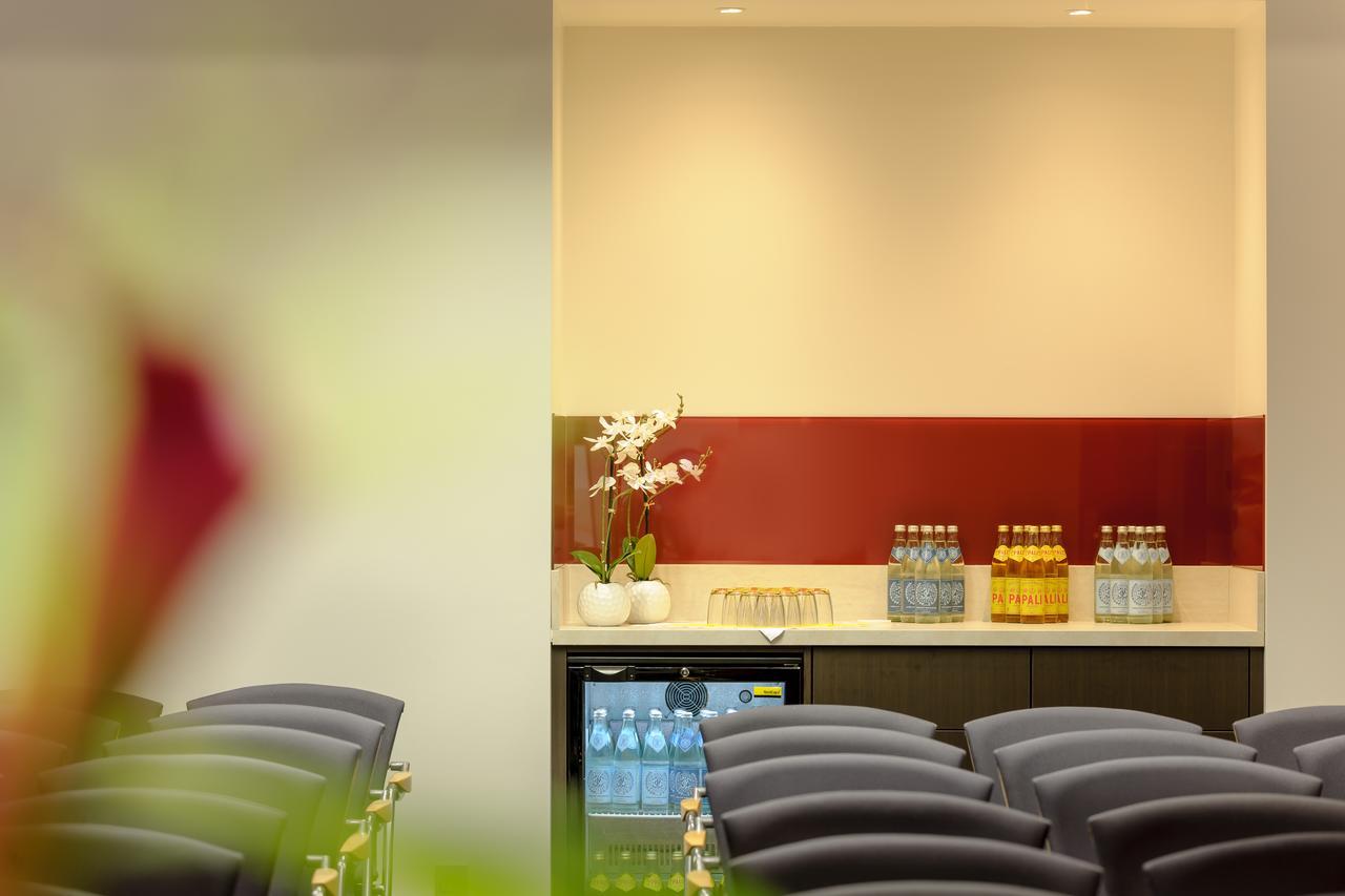 Mercure Hotel Muenchen Sued Messe Bagian luar foto