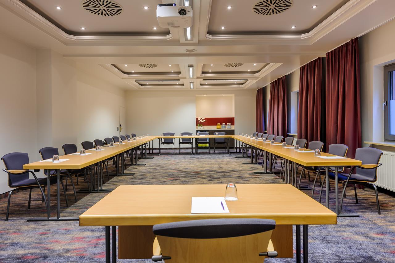 Mercure Hotel Muenchen Sued Messe Bagian luar foto