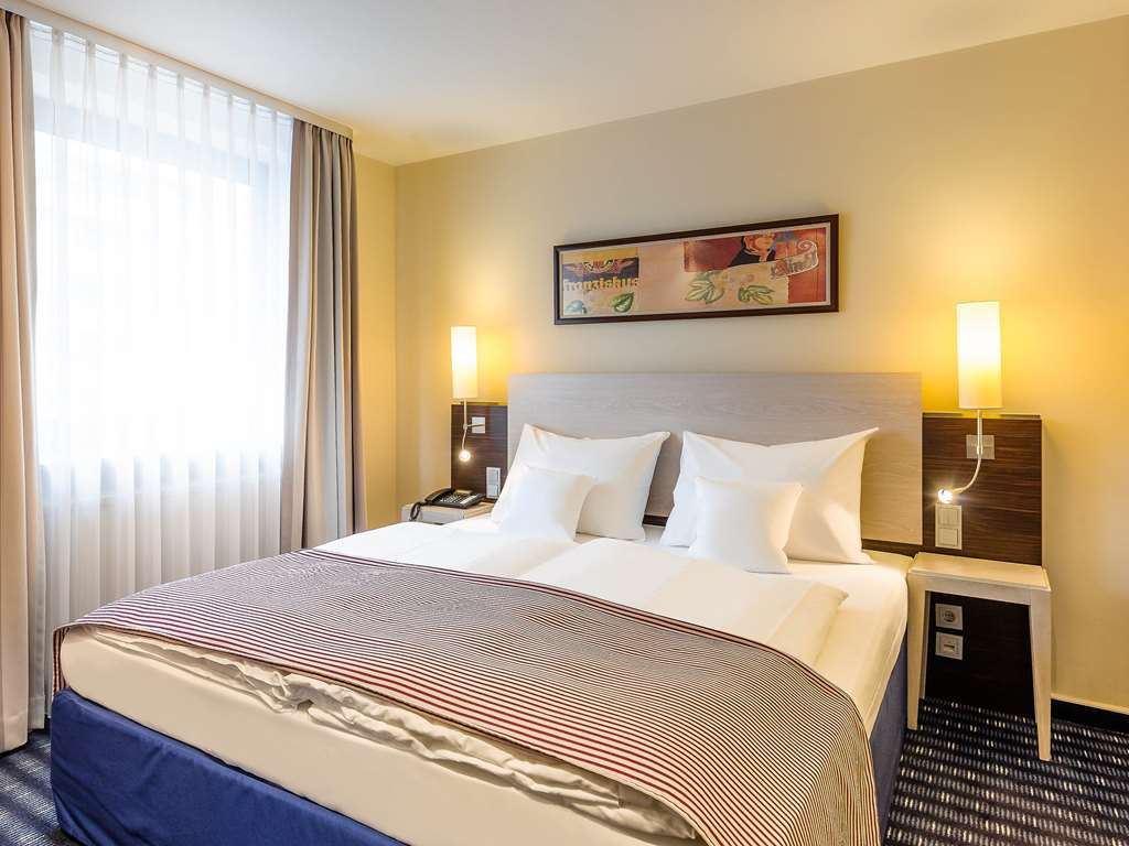 Mercure Hotel Muenchen Sued Messe Ruang foto