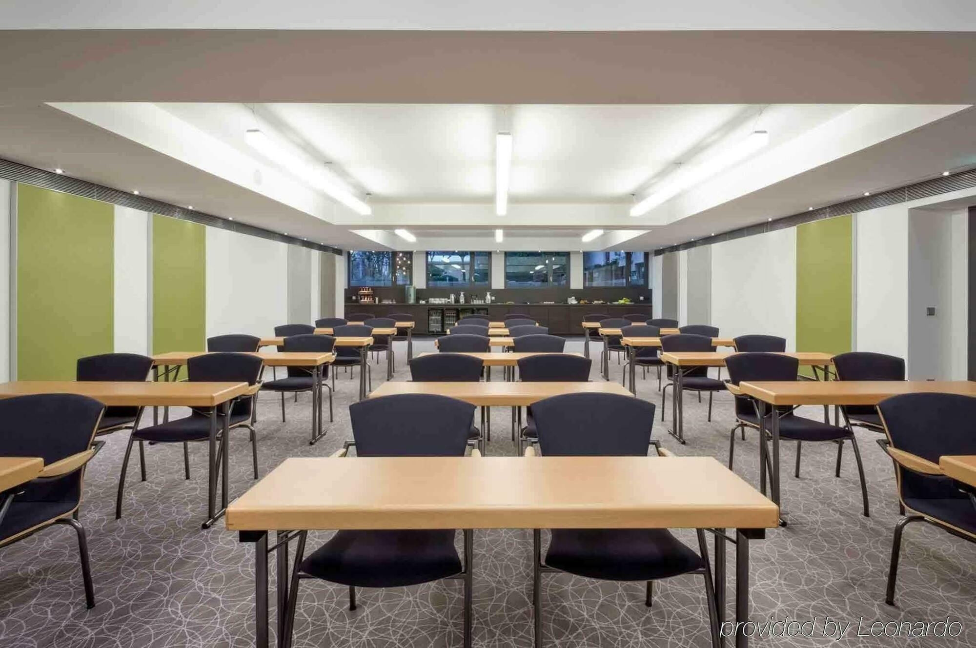 Mercure Hotel Muenchen Sued Messe Bagian luar foto